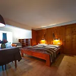 Quality Hosts Arlberg - Bergheim 4* 장크트안톤암아를베르크
