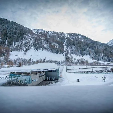 Quality Hosts Arlberg - Bergheim سانكت أنتون ام ارلبرغ