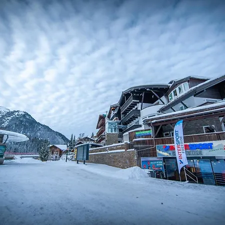 ホテル Quality Hosts Arlberg - Bergheim サンクト・アントン・アム・アールベルク