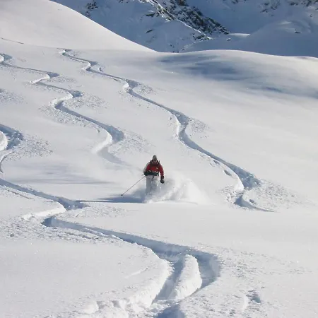 Quality Hosts Arlberg - Bergheim ホテル