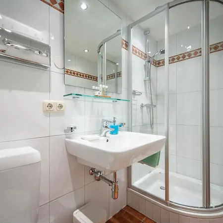 ホテル Quality Hosts Arlberg - Bergheim 4*