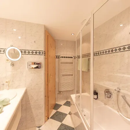 Quality Hosts Arlberg - Bergheim 4*