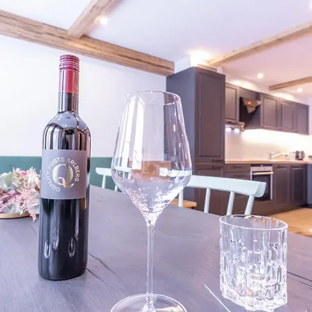 Quality Hosts Arlberg - Bergheim ホテル サンクト・アントン・アム・アールベルク