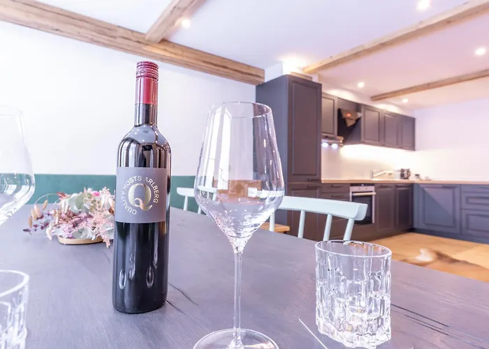 Quality Hosts Arlberg - Bergheim ホテル サンクト・アントン・アム・アールベルク