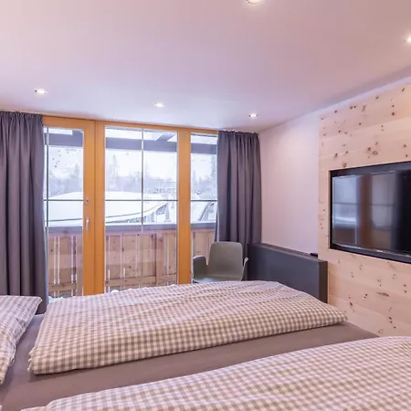 Quality Hosts Arlberg - Bergheim Hotel